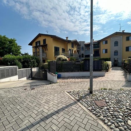 Appartamento Mimosa - Immobili E Soluzioni Rent Брембате Экстерьер фото