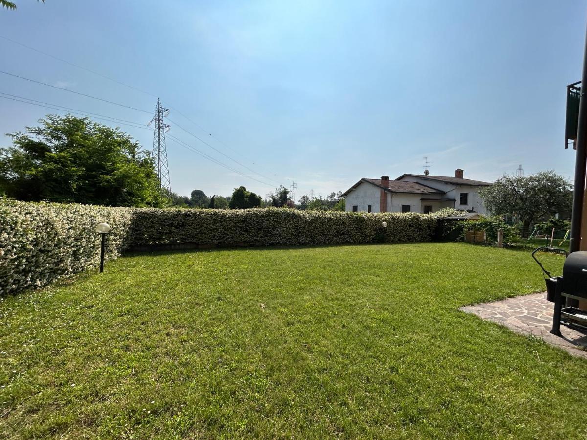Appartamento Mimosa - Immobili E Soluzioni Rent Брембате Экстерьер фото